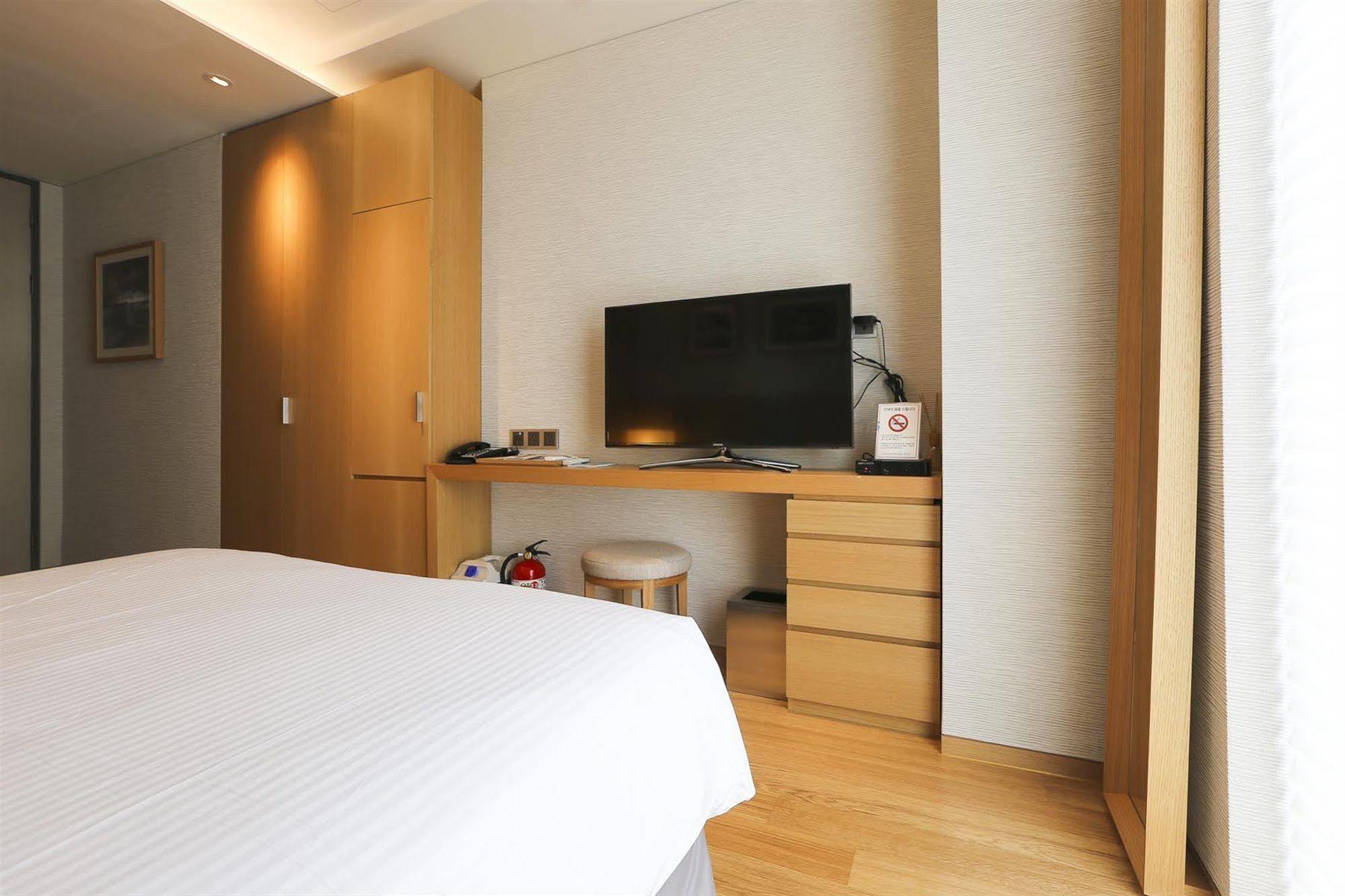 Borjomi Boutique Seoul Hotel Exterior photo